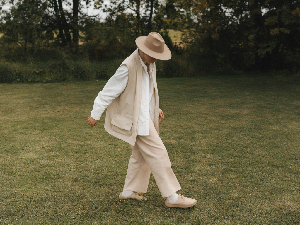 A practical six-week plan to transition into minimalist shoes without pain