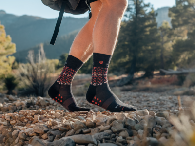 Which walking socks actually reduce blister risk on long hikes and how to test them in one day